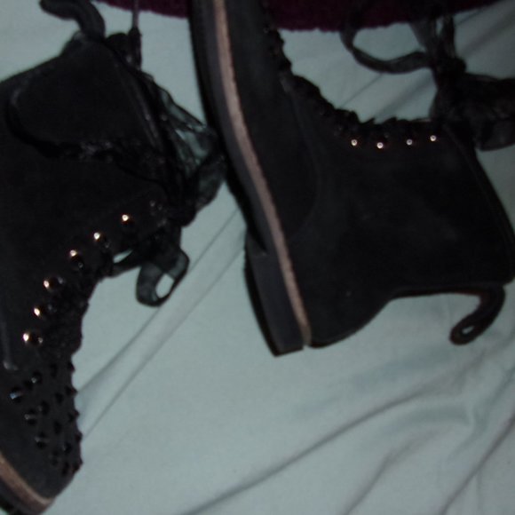 baby girl winter boots size 7 shoes winter fall seven stud black rock style - Picture 5 of 6